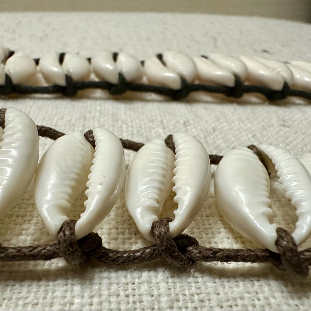 Shell Choker Necklace Set - Picture 3 of 4